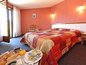 Logis Restaurant Des Voyageurs 勒马尔奇奥·维勒