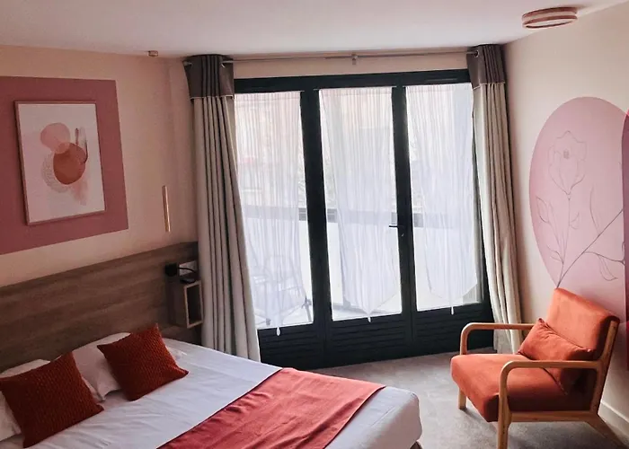 Logis Restaurant Des Voyageurs Hotel