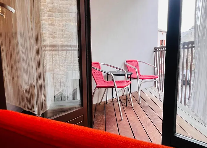 Hotel Logis Restaurant Des Voyageurs