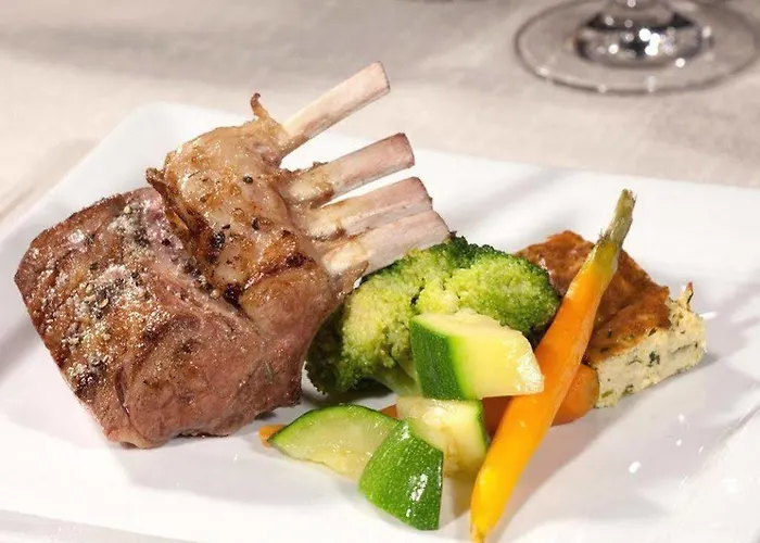 Logis Restaurant Des Voyageurs Le Malzieu-Ville